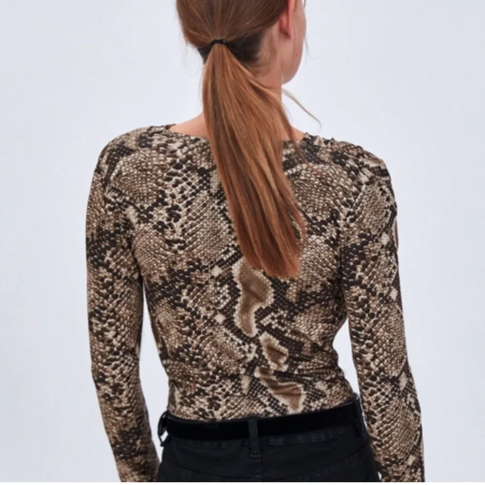 Zara Beige Snake Print Top - Picture 2 of 8